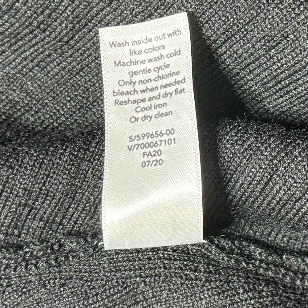 Athleta Solstice Wrap Sweater size L 599656